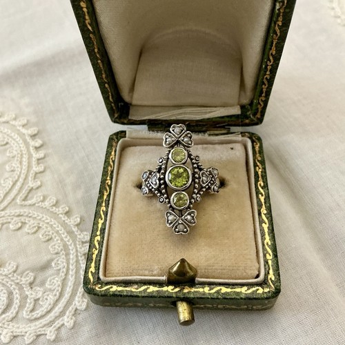 Péridot perle fine fleur - ,,