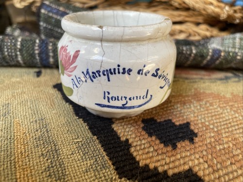 Très ancien petit pot - petit, À